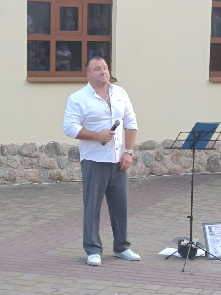 8a1a5ee0-73b5-4f97-a0be-77b61952f246