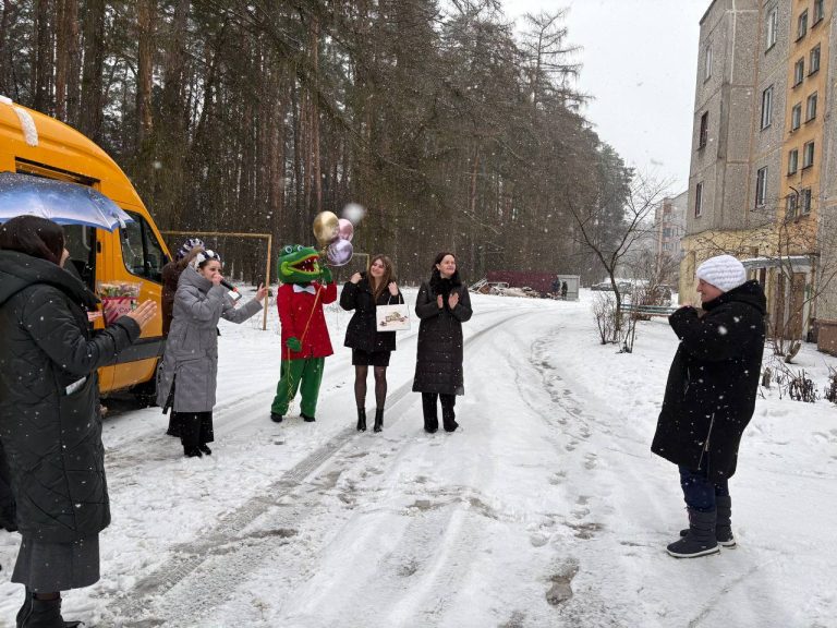 b76db585-3289-4965-983c-d4628b75edbf