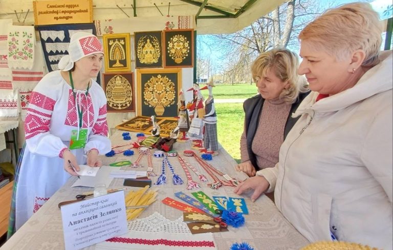 1281748d-0b54-4454-8890-7c4f71b589bc